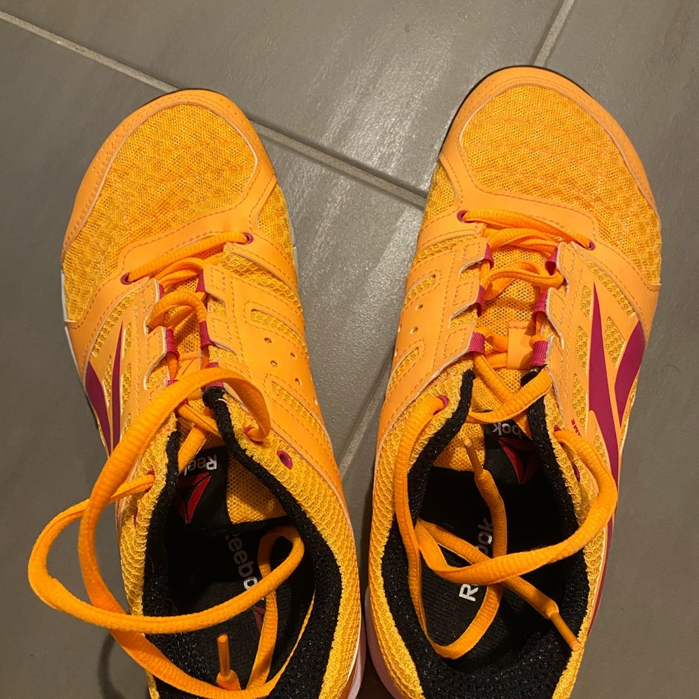 Never Worn Reebok cross-fit/training sneaker
